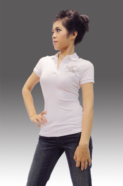 Express-Áo thun có cổ cài 2 nút, trước ngực in hình sư tử
