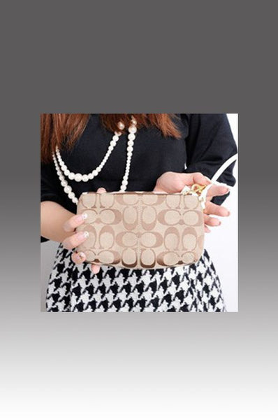 Coach-Bóp cầm tay toàn thân chữ C