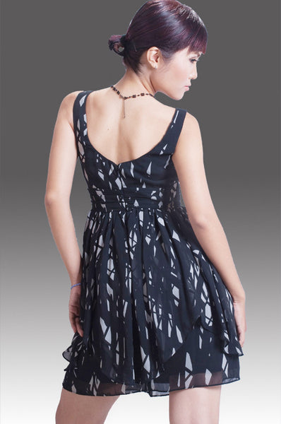 TP.HCM-BCBG Max Azria- Đầm đen voan bông  ngắn hơi xòe,